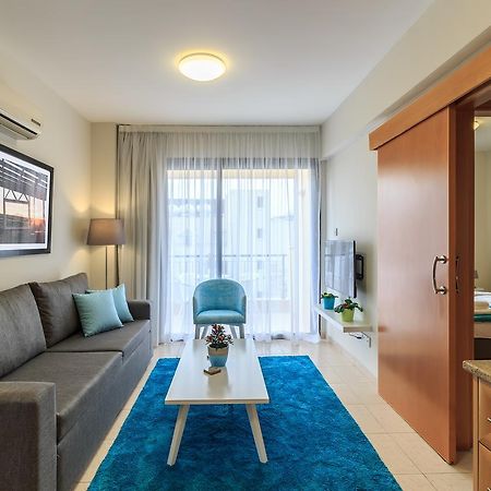 Soho City Apartments Larnaca Dış mekan fotoğraf