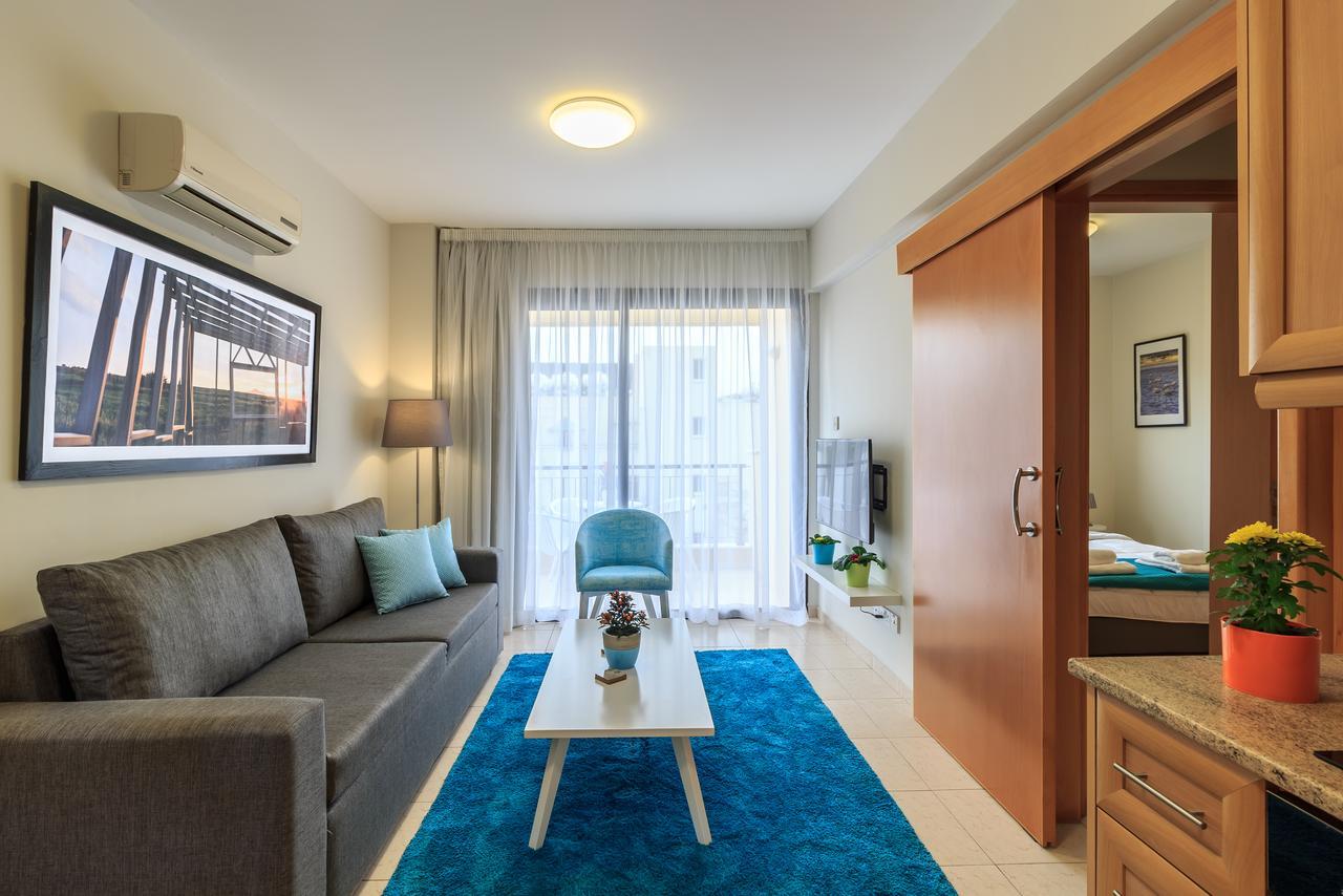 Soho City Apartments Larnaca Dış mekan fotoğraf