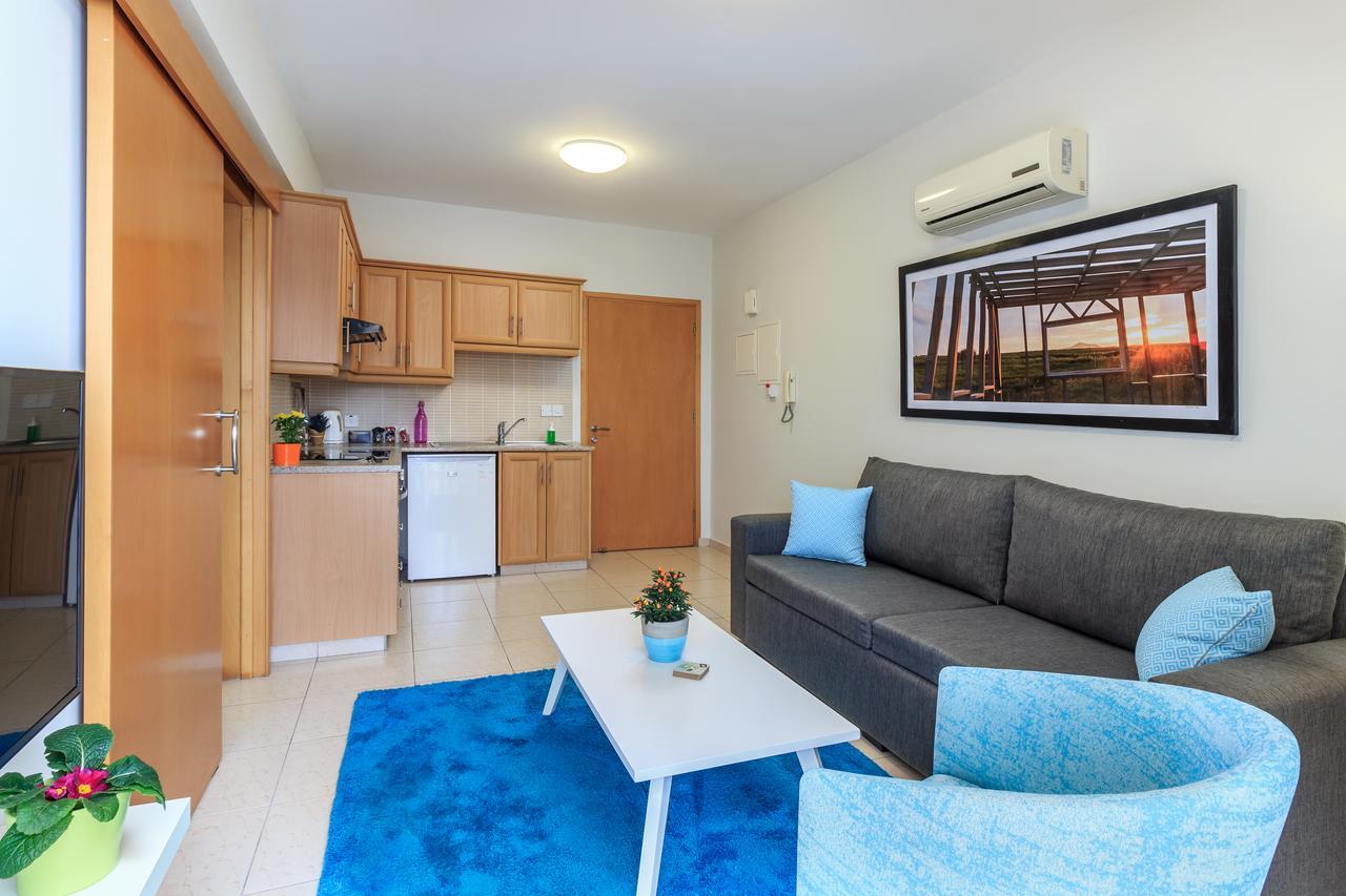 Soho City Apartments Larnaca Dış mekan fotoğraf